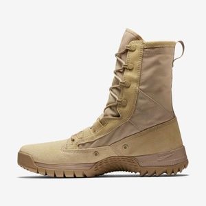 Nike Field Compliant Army Tactical Boots, Men 11.5